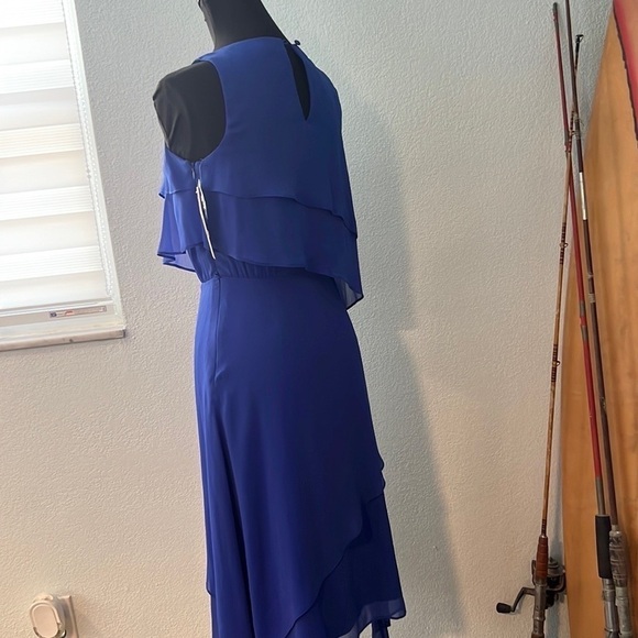 NWT,Antonio Melani, Gorgeous Softly-Layered Dress, (MSRP $170), Size 0 - Picture 5 of 14